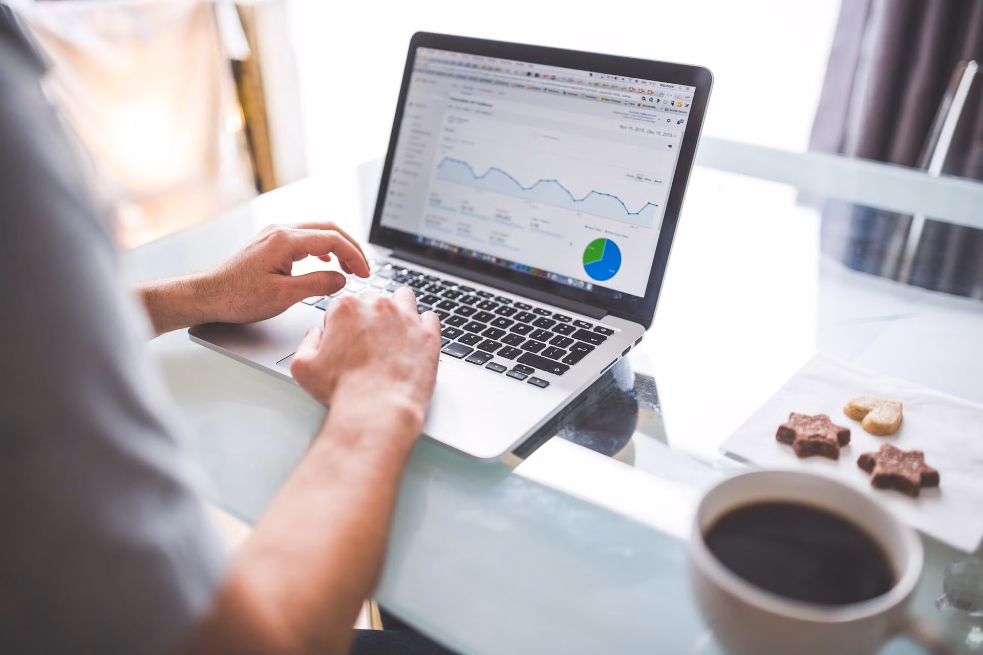 Immagine articolo Analisi SEO competitor: come fare e quali tool usare?