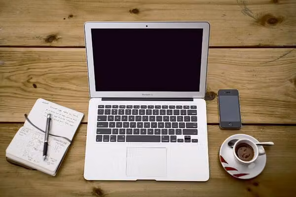Broken link building