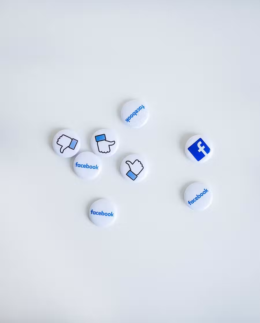 Facebook Marketplace VS Facebook Shop: quale scegliere? 